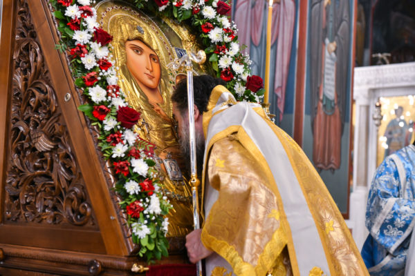 Σερρών Θεολόγος: «Χρόνια πολλά κι ευλογημένα στις πονεμένες μάνες όλου του κόσμου!»