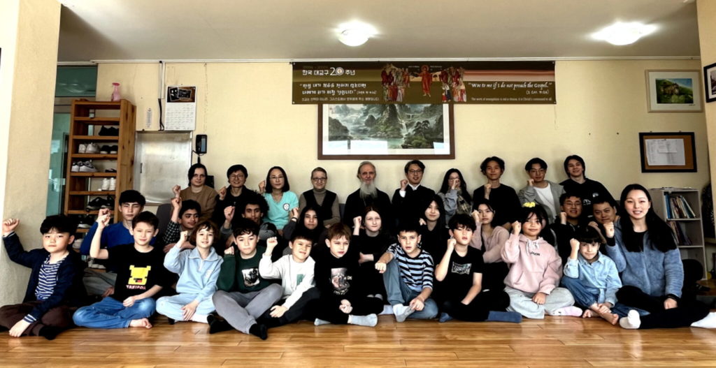 Χειμερινή μαθητική κατασκήνωση στις εγκαταστάσεις της Ορθόδοξης Μητρόπολης Κορέας στην πόλη Τσουντσόν