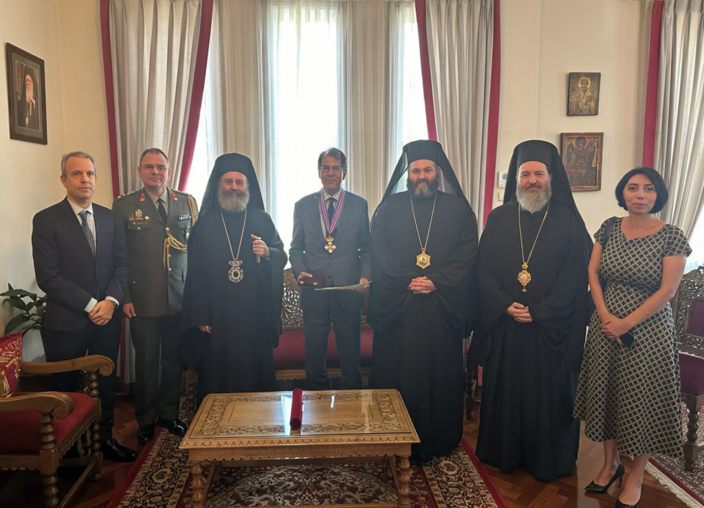 Ο Αρχιεπίσκοπος Αυστραλίας τίμησε τον απερχόμενο Πρέσβη της Ελλάδος στην Καμπέρα