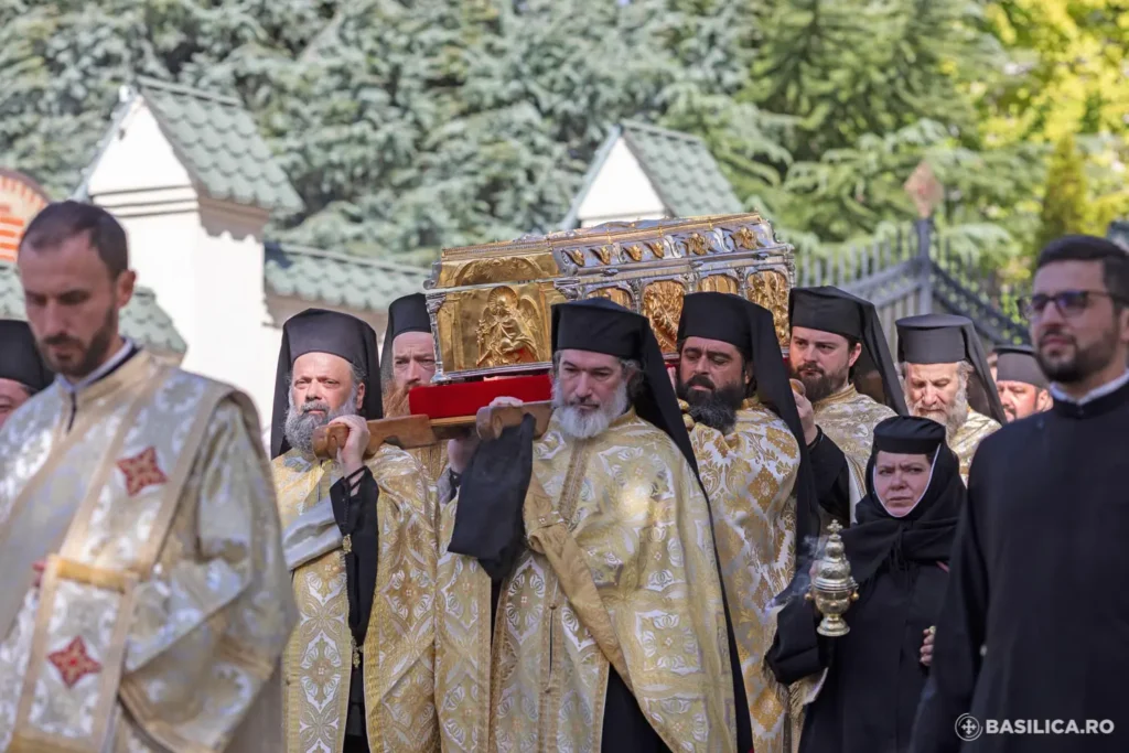 Aducerea moaștelor Sf. Dimitrie cel Nou la București: Amplă procesiune în Capitală în ajunul sărbătorii