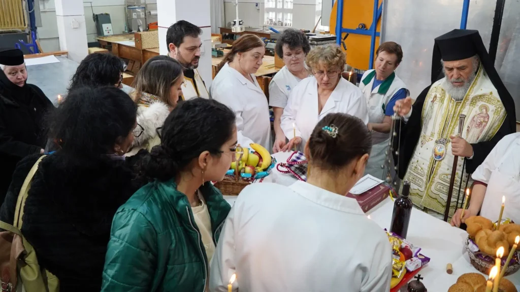 Atelierul de lumânări al Arhiepiscopiei Dunării de Jos și-a serbat hramul