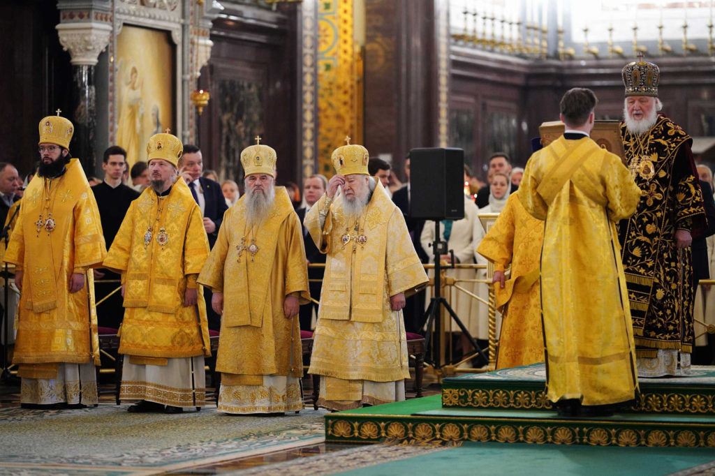 В 15-ю годовщину интронизации Святейшего Патриарха Кирилла в Храме Христа Спасителя совершена Литургия