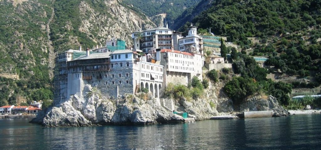 Ιερά Μονή Οσίου Γρηγορίου Αγίου Όρους: Στη Βουλή των Ελλήνων ο Χριστός ξανασταυρώνεται