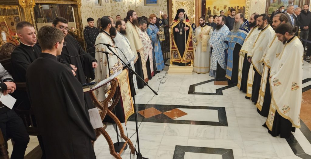 Πρώτη Αγρυπνία ενώπιον της Αγίας Ζώνης στην Ι. Μ. Ταμασού ιερουργούντος του Μητροπολίτη Ιωαννίνων (ΒΙΝΤΕΟ)