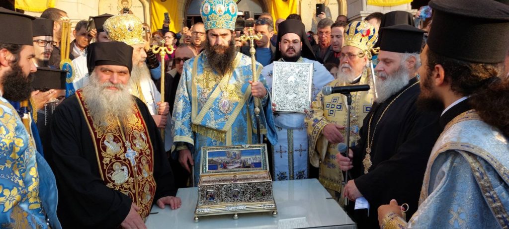 Η Αγία Ζώνη στην Πάφο με πλήθος κόσμου στην υποδοχή του Ιερού Κειμηλίου (ΒΙΝΤΕΟ – ΦΩΤΟ)