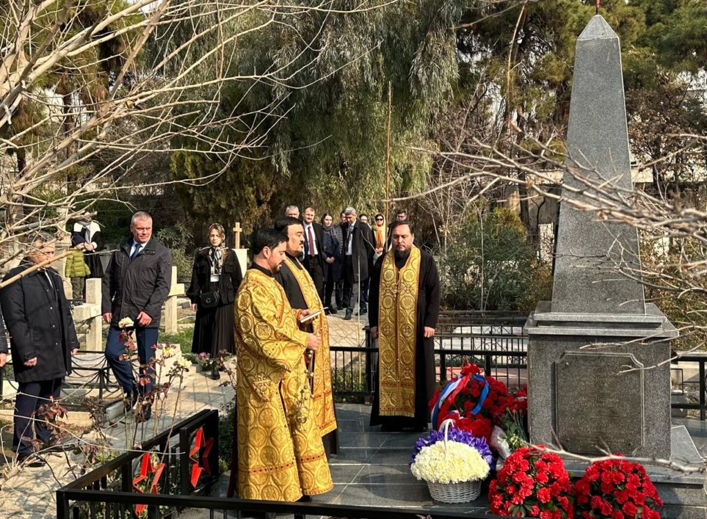 Клирик Русской Православной Церкви совершил в Тегеране панихиды о почивших соотечественниках