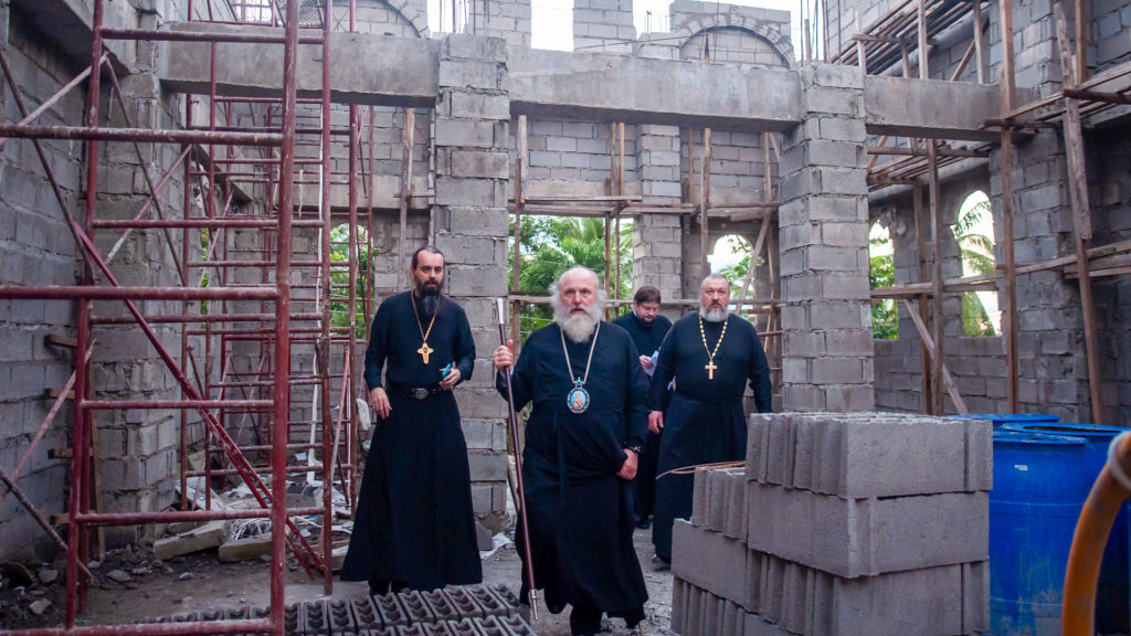 Митрополит Манильский и Ханойский Павел посетил место строительства нового храма на Филиппинах