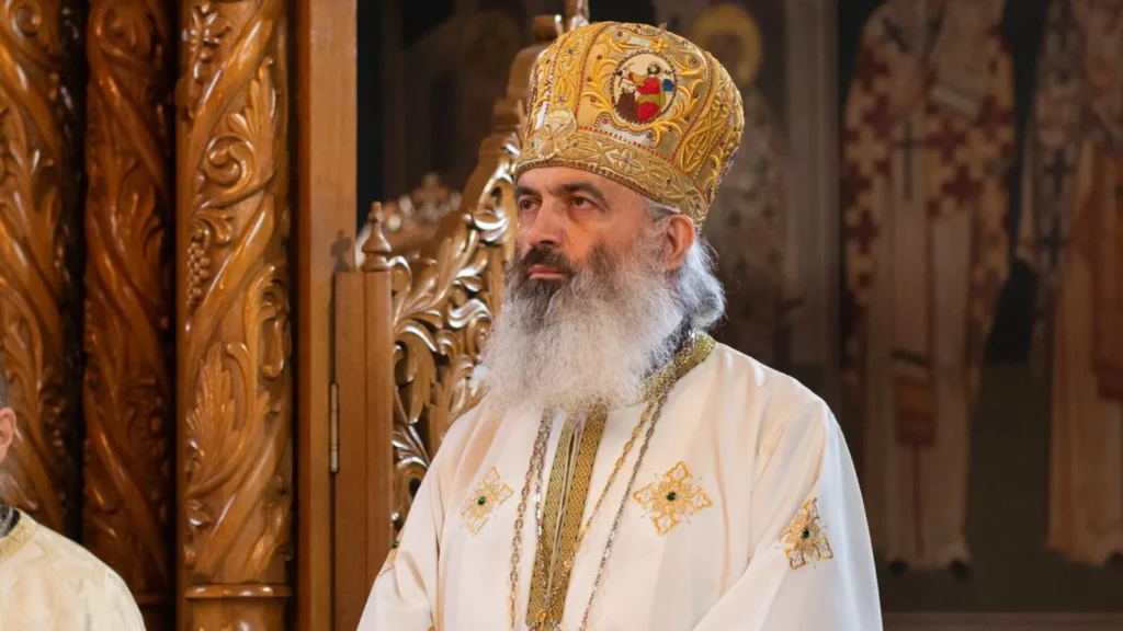 PS Antonie: Învățăm de la vameș că smerenia face ca rugăciunea noastră să fie auzită de Dumnezeu