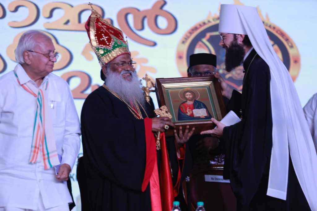 მიტროპოლიტმა ანტონიმ მონაწილეობა მიიღო ინდოეთში მოციქულ თომას მოწამეობრივი ღვაწლის 1950 წლის აღსანიშნავ ღონისძიებებში