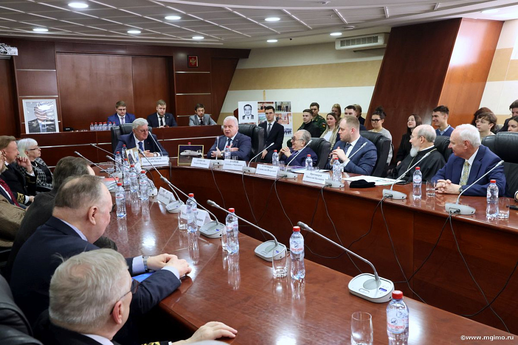 Представители Русской Церкви приняли участие в круглом столе, посвященном памяти Героя России посла А.Г. Карлова