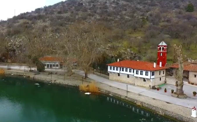 Φωτιστική ανάδειξη της Μονής Παναγίας Μαυριώτισσας στην Καστοριά