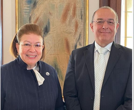 Συνάντηση Λίνας Μενδώνη με τον Πρέσβη της Ιταλίας – Στο επίκεντρο η καταπολέμηση της αρχαιοκαπηλίας