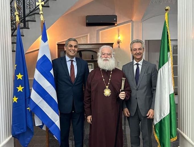 البابا ثيودروس في أبوجا عاصمة نيجيريا