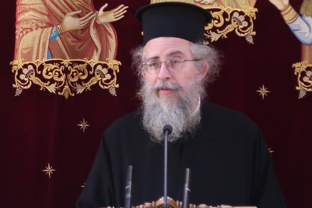 Ο π. Θεμιστοκλής Μουρτζανός στις “Ορθόδοξες Διαδρομές” για τους κινδύνους στον θεσμό της οικογένειας (ΗΧΗΤΙΚΟ)