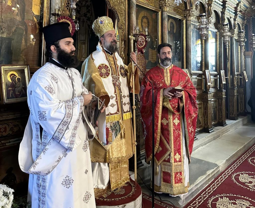 Κυριακή ΙΕ Ματθαίου στην Οία Σαντορίνης