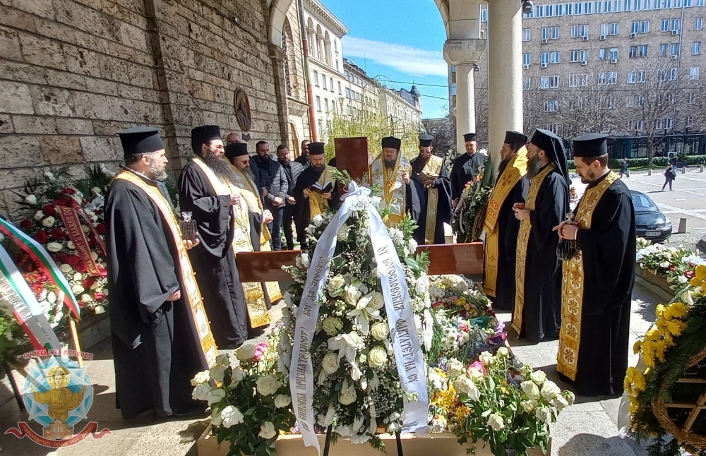 Τα εννιάμερα του μακαριστού Πατριάρχη Βουλγαρίας Νεοφύτου και Τρισάγιο επί του τάφου του