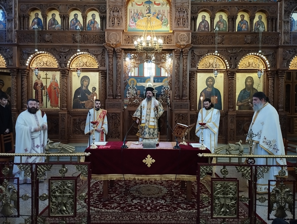 Υποδειγματική Θεία Λειτουργία για τους μαθητές του Γυμνασίου Αγίου Κωνσταντίνου Αγρινίου