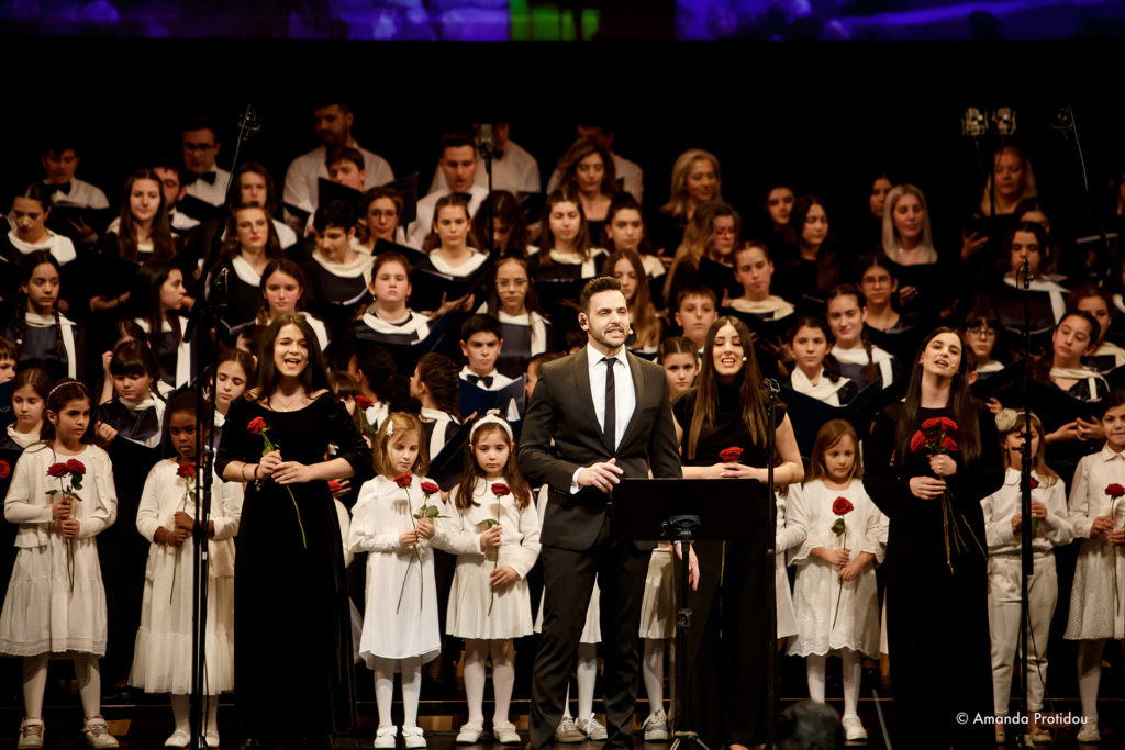 Πλήθος κόσμου παρακολούθησε το σύγχρονο ορατόριο του Γιώργου Θεοφάνους στη Θεσσαλονίκη