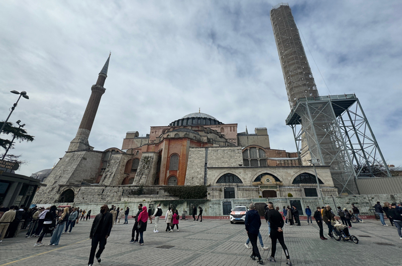 Ξηλώθηκε μιναρές κατά την αναστήλωση της Αγίας Σοφίας