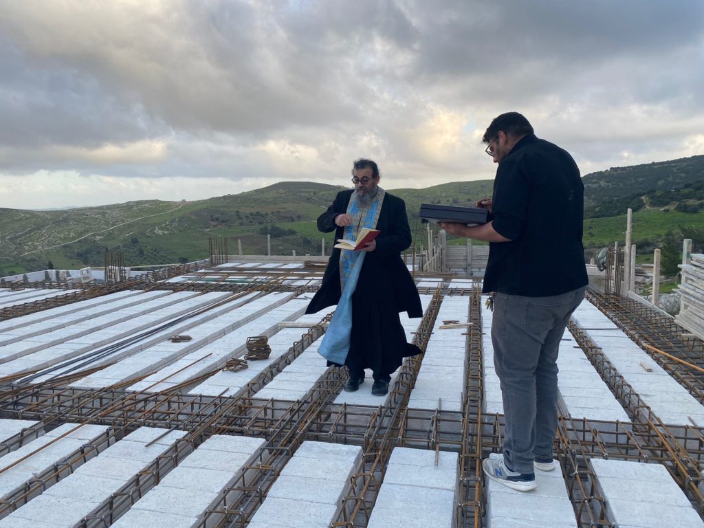 مركز للمخيمات في شطنا