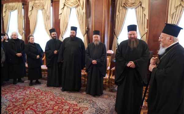 ‎قداسته : “وجود الأديرة البطريركية ضمن الأراضي اليونانية نعمة