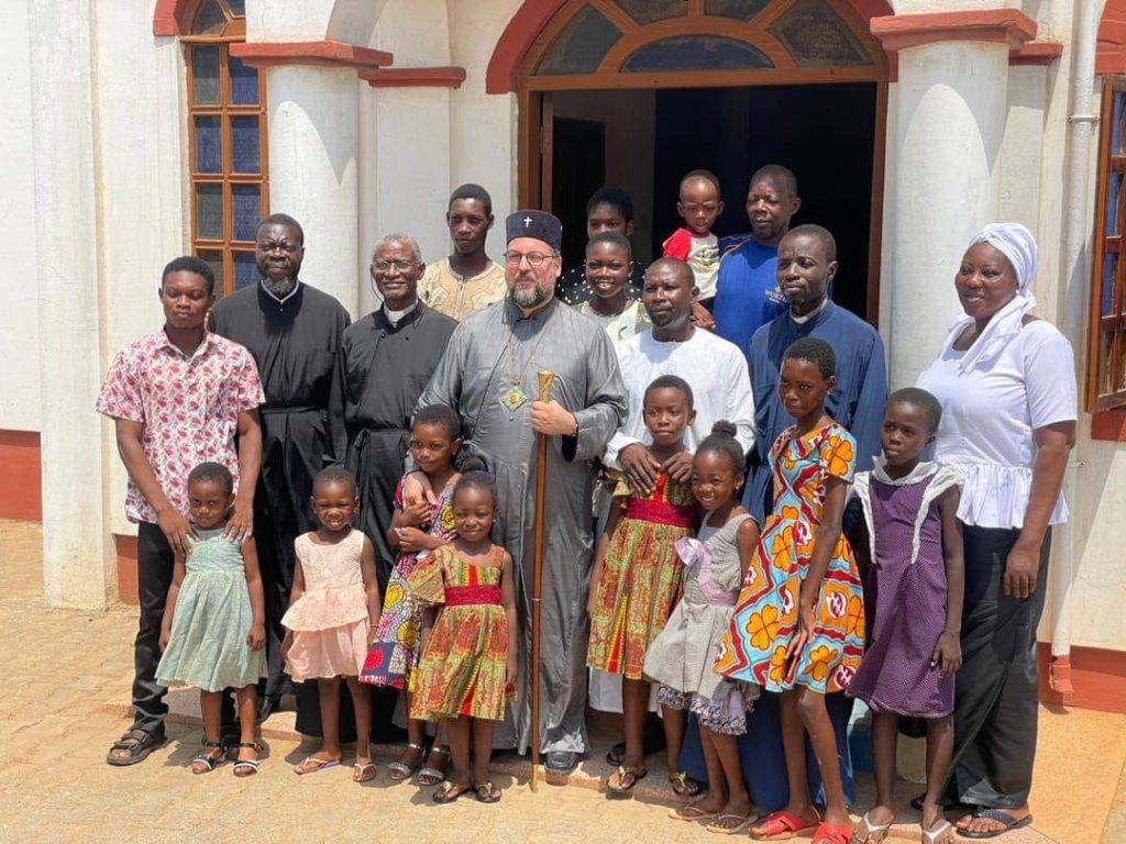 Πρώτες ιεραποστολικές επισκέψεις του Μητροπολίτη Άκκρας Δανιήλ