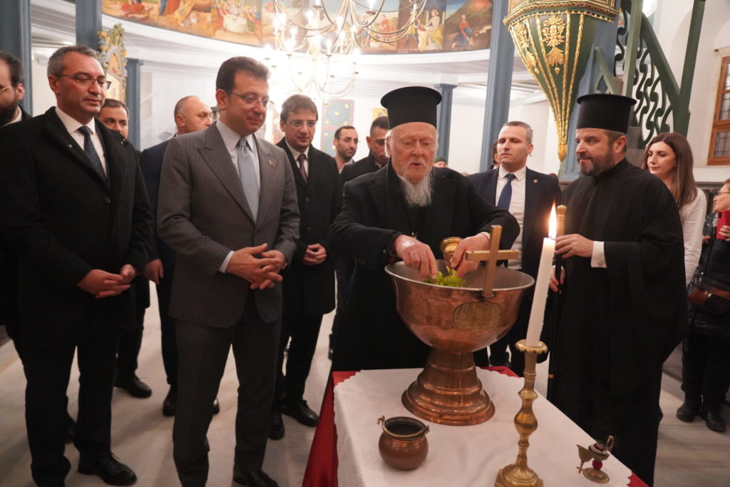 Ο Οικουμενικός Πατριάρχης τέλεσε τα θυρανοίξια του ανακαινισθέντος Ι. Ναού Θείας Αναλήψεως Υψωμαθείων