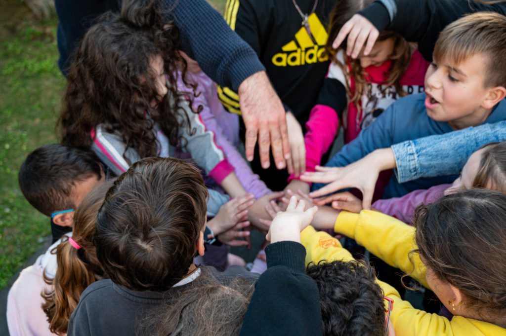 Παγκόσμια Ημέρα της Γυναίκας: Η “ΑΠΟΣΤΟΛΗ” στο πλευρό της εργαζόμενης μητέρας (ΒΙΝΤΕΟ)