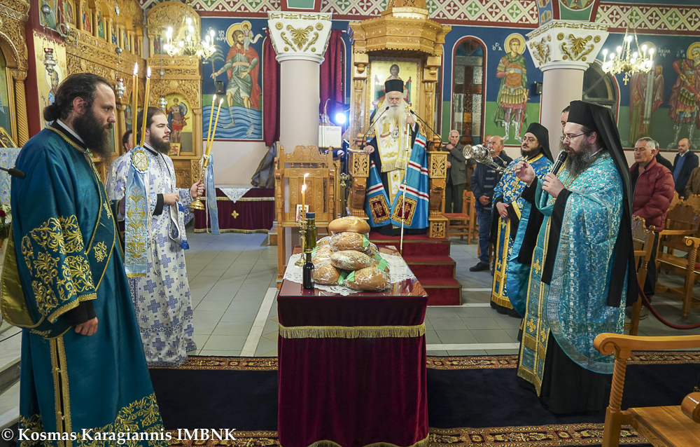 Βεροίας Παντελεήμων: Να μιμηθούμε τις αρετές της Παναγίας – Πανηγυρίζει ο Ιερός Ναός του Ευαγγελισμού της Θεοτόκου στη Νάουσα