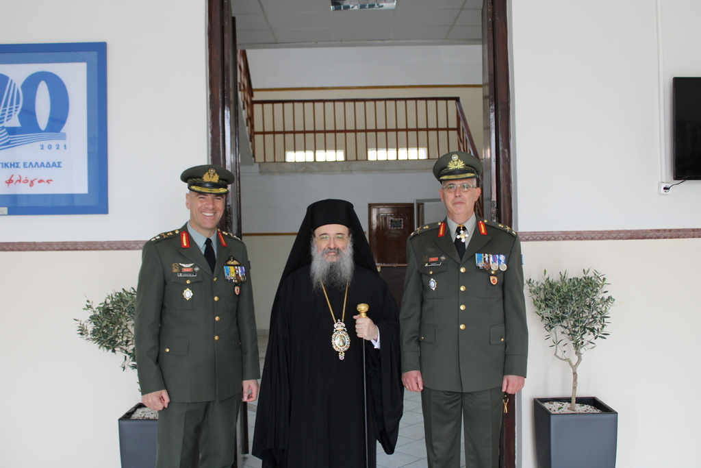 Πατρών Χρυσόστομος: Ο Ελληνικός Στρατός κρατάει “Θερμοπύλες” – Αλλαγή Διοίκησης στο ΚΕΤΧ