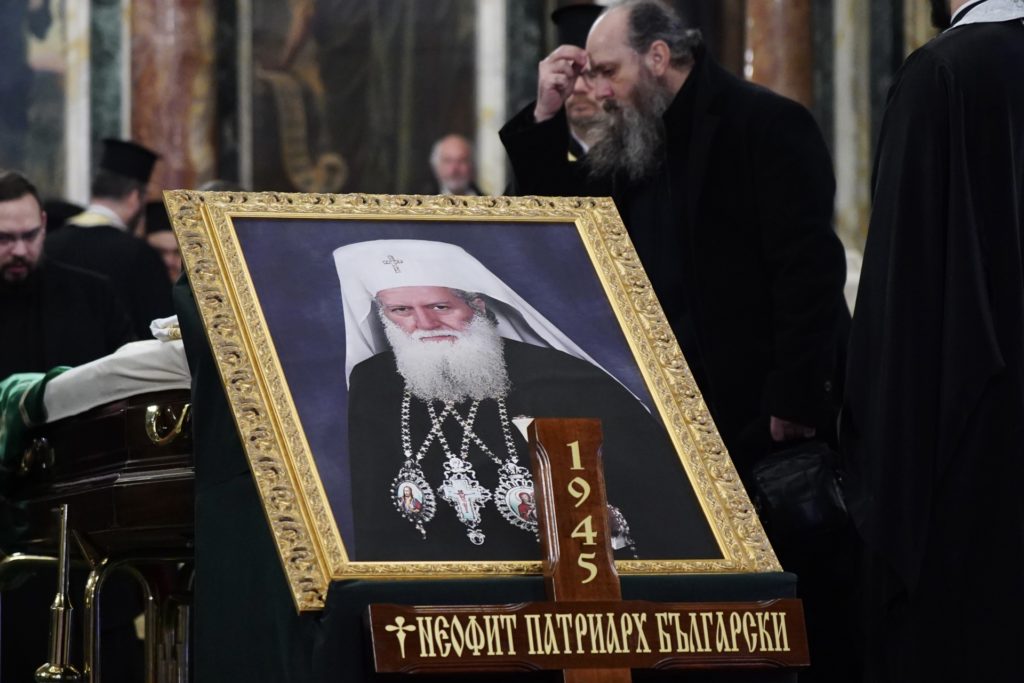 Σε λαϊκό προσκύνημα η σορός του Πατριάρχη Νεοφύτου – Εθνικό πένθος στη Βουλγαρία, συλλυπητήρια μηνύματα από τον Ορθόδοξο κόσμο