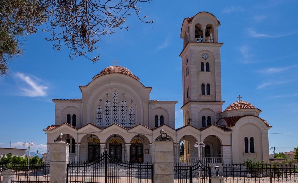 Μπαράζ διαρρήξεων σε εκκλησίες στον Αλμυρό Μαγνησίας