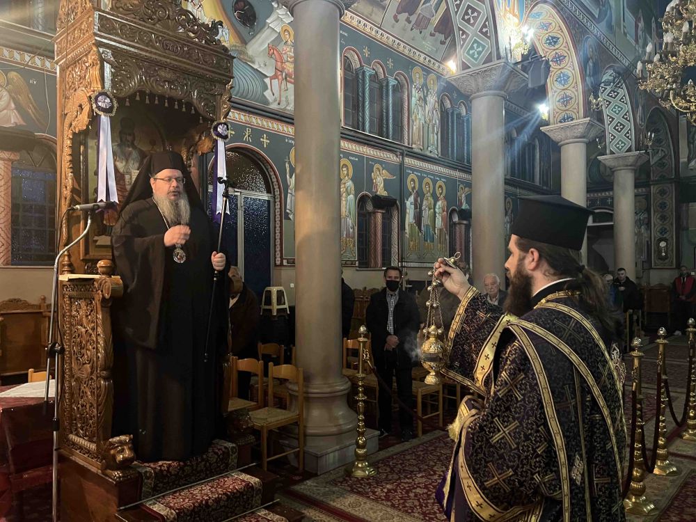 Ο Μητροπολίτης Λαρίσης κάλεσε σε αγώνα κατά της φιλαργυρίας και υπέρ της ελεημοσύνης