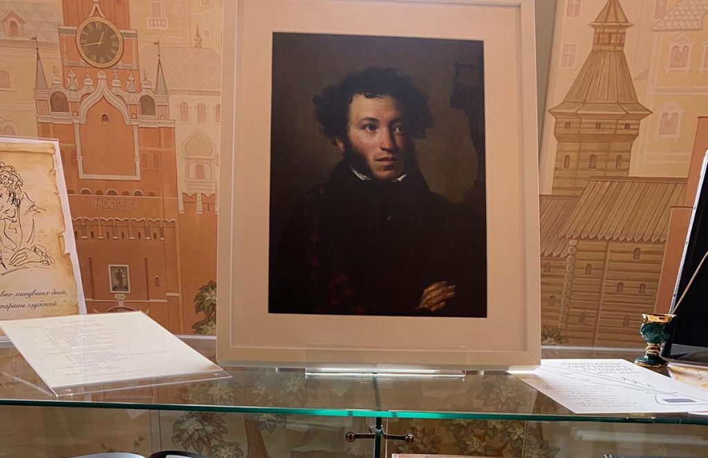 На приходе Всех святых во французском Страсбурге открылась посвященная А.С. Пушкину выставка