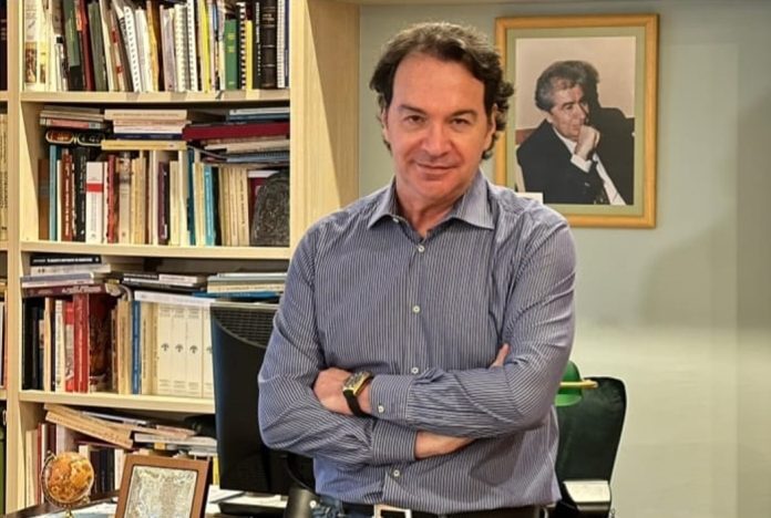 Ο Δημήτρης Σταθακόπουλος στις “Ορθόδοξες Διαδρομές” για τα μηνύματα της Επανάστασης του ‘ 21 σήμερα (ΗΧΗΤΙΚΟ)