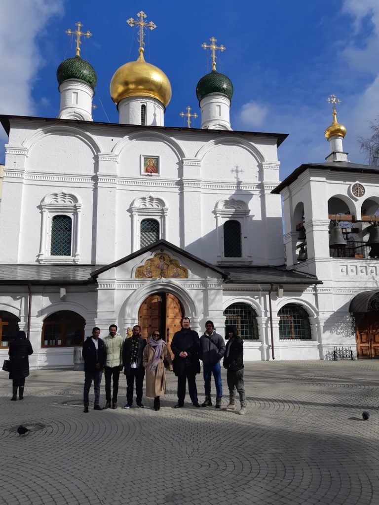 Посвященная Масленице встреча представителя ОВЦС и членов эфиопской общины прошла в Москве