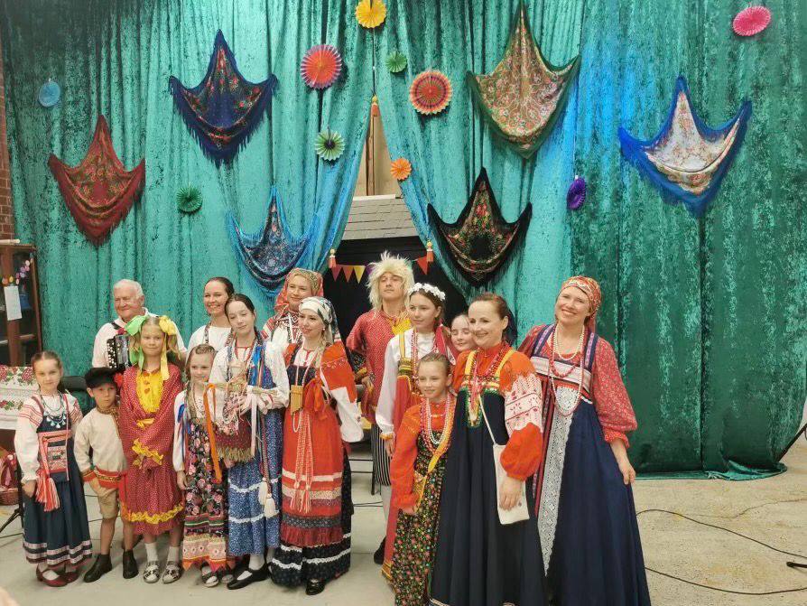 Масленичные гулянья прошли при Свято-Троицком храме Мельбурна