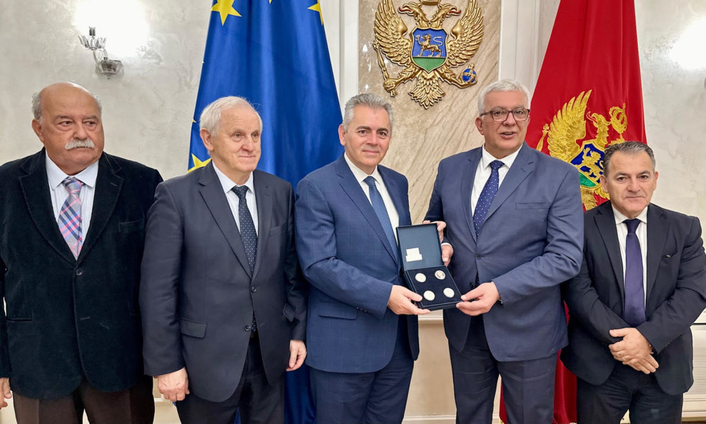 Αναβάθμιση των σχέσεων της ΔΣΟ με Μαυροβούνιο