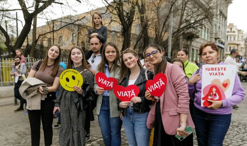 Η Αρχιεπισκοπή Ιασίου διοργανώνει 200 δράσεις στο πλαίσιο του «Μήνα υπέρ της Ζωής για το 2024»