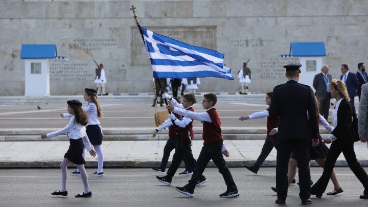 Επέτειος 25η Μαρτίου: Μαθητική παρέλαση στις 11:00 στην Αθήνα – Κλειστοί οι δρόμοι στο κέντρο