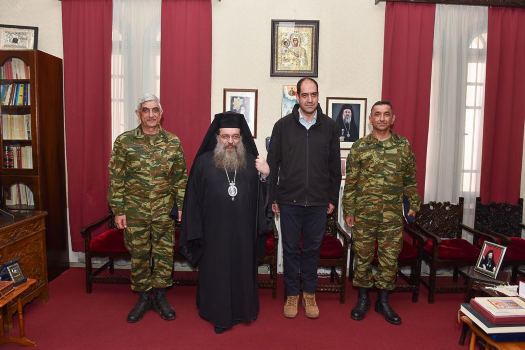 Ο Μητροπολίτης Χίου υποδέχθηκε τον υφυπουργό Εθνικής Αμύνης