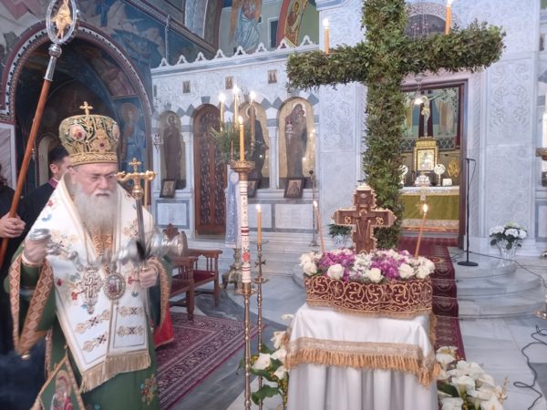 Κυριακή της Σταυροπροσκυνήσεως στην Ιερά Μητρόπολη Κορίνθου