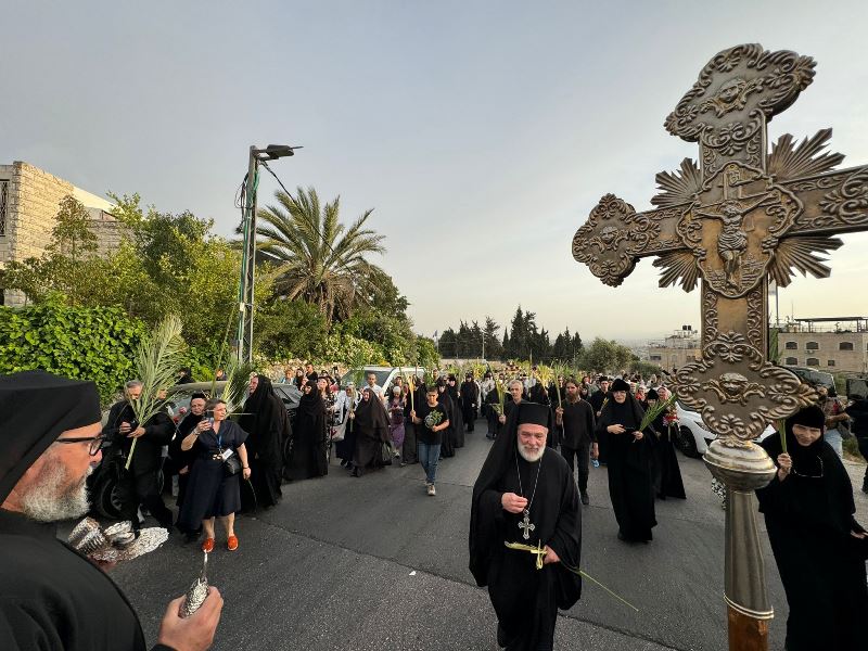 The procession on the palm tree branches from Bethsphage