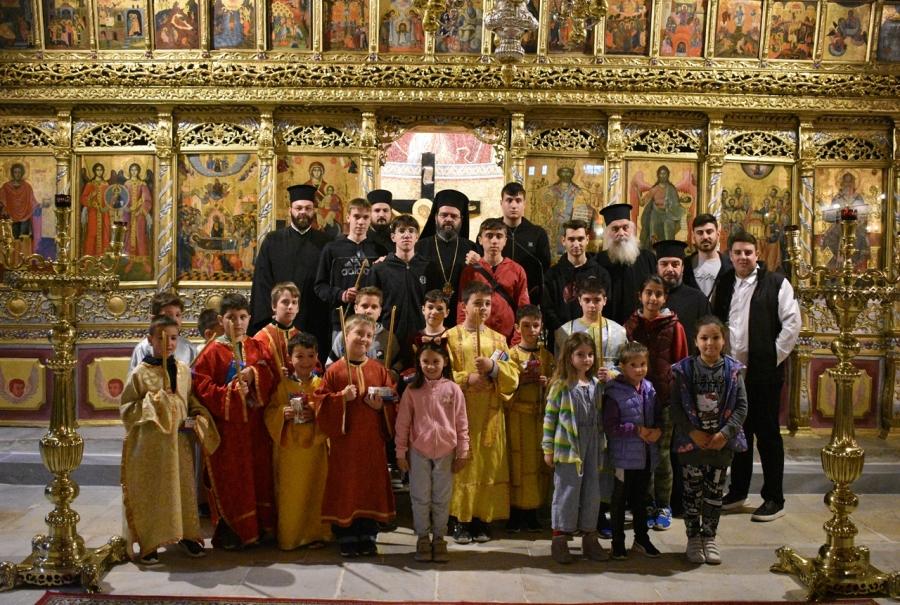 Σύναξη Ιεροπαίδων στην Ιερά Μητρόπολη Μαρωνείας