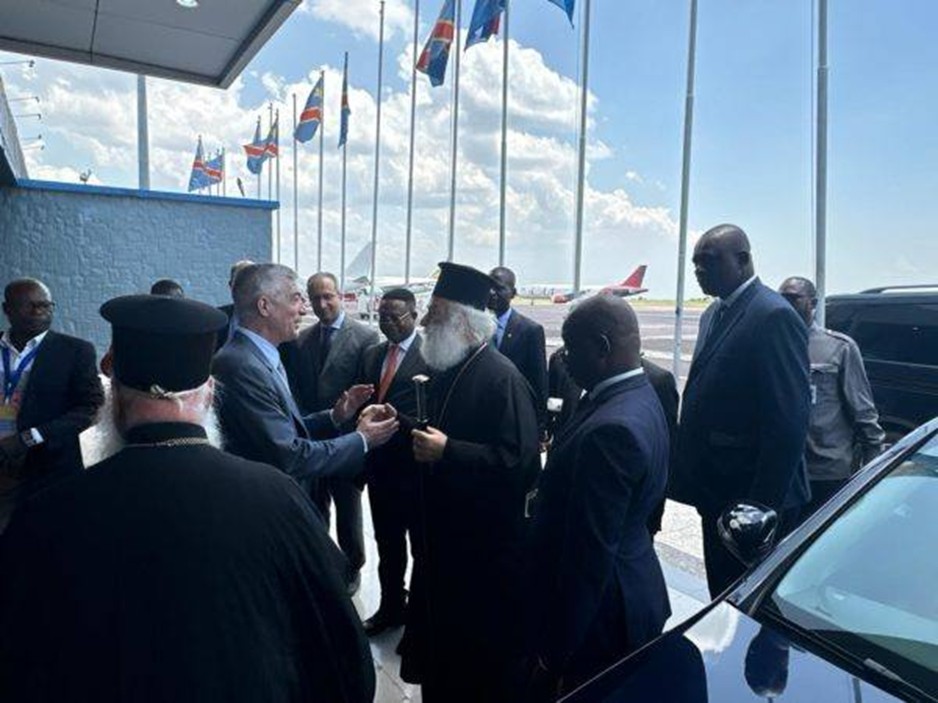 البابا ثيودروس الثاني في كينشاسا بأفريقيا الوسطى