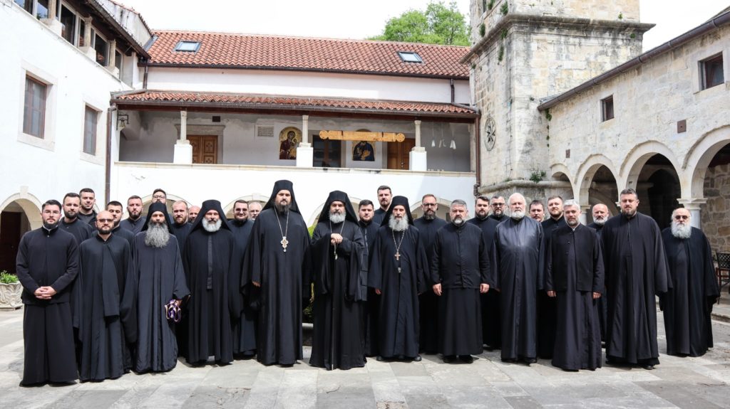 Исповест свештенства Епархије далматинске