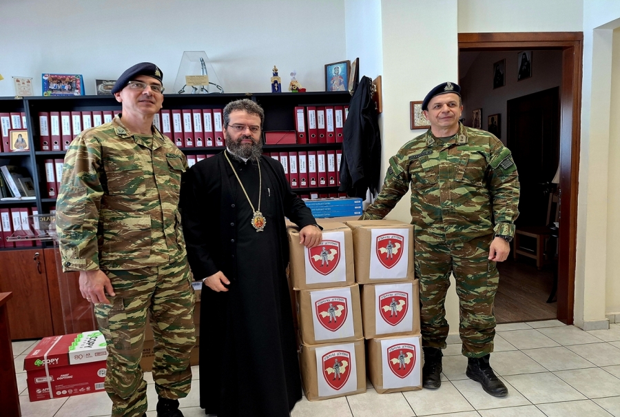 Ι.Μ. Μαρωνείας: Δέματα τροφίμων από την 29η Μ/Π ΤΑΞ ΠΖ για εμπερίστατες οικογένειες