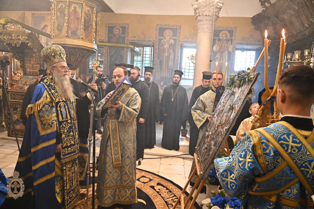 Малко повечерие с Богородичен канон и акатист – ІII статия в Асеновград