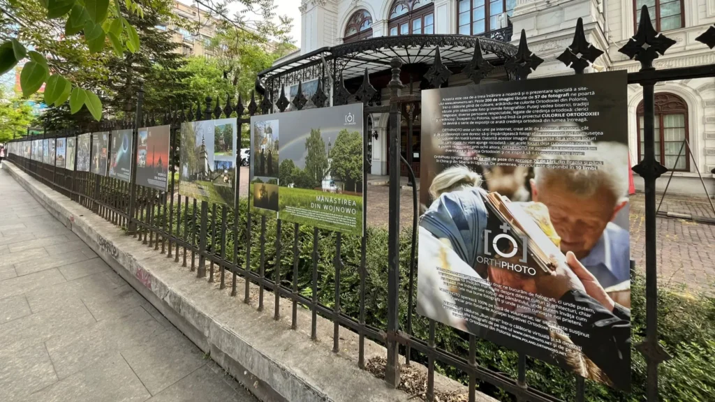Culorile Ortodoxiei în Polonia: Expoziție de fotografie la Palatul Șuțu din București