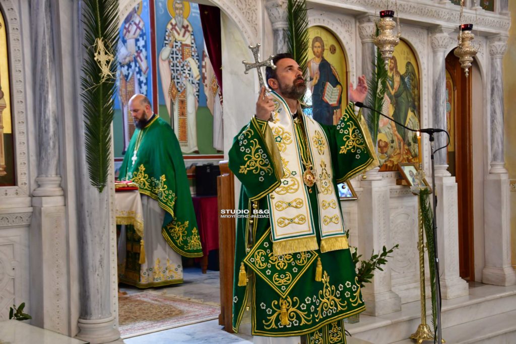 Ο Μητροπολίτης Ιρλανδίας την Κυριακή των Βαΐων στον Ιερό Ναό Αγίου Αναστασίου στο Ναύπλιο